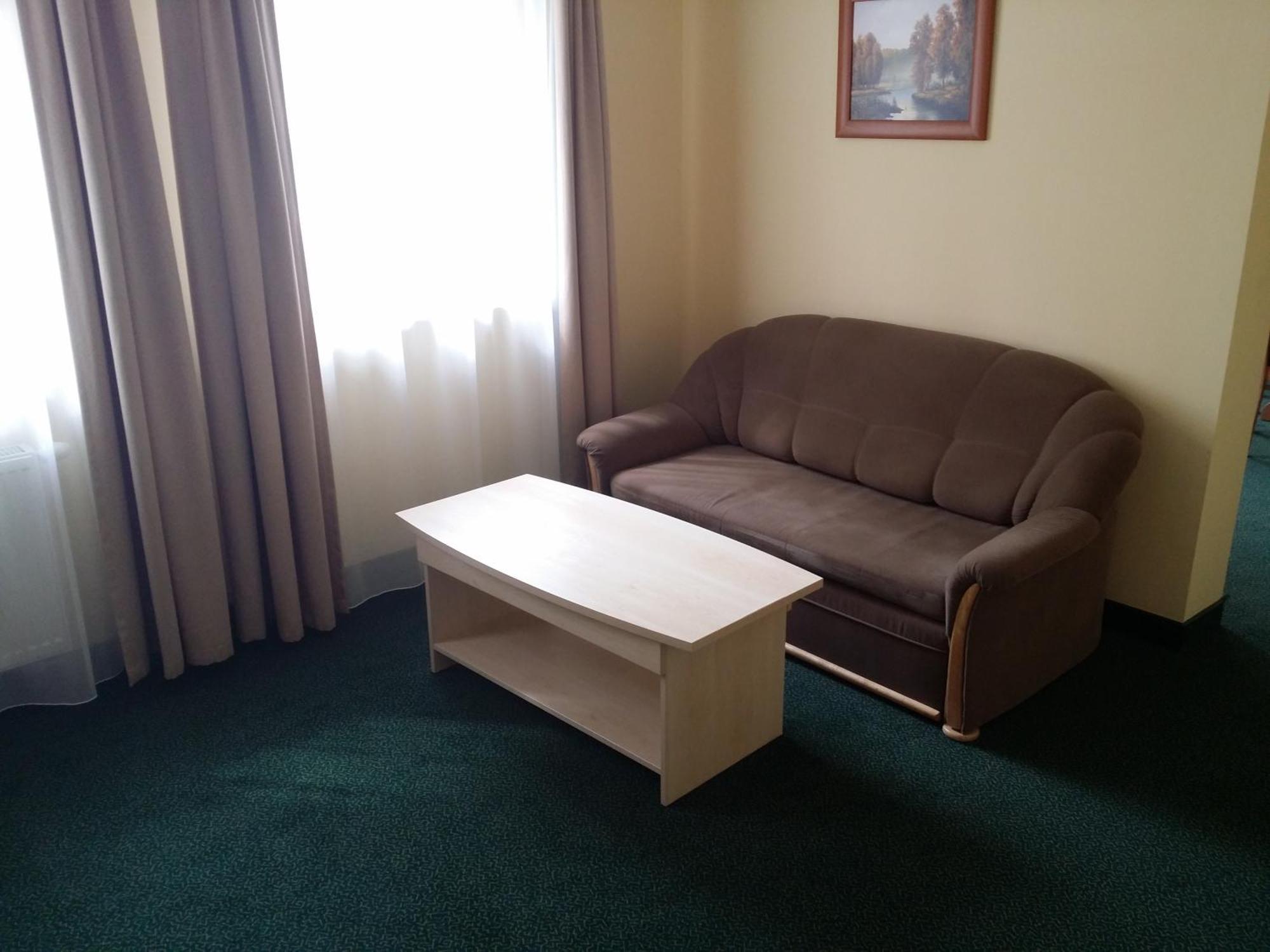 Hotel Wodnik Слок Екстериор снимка