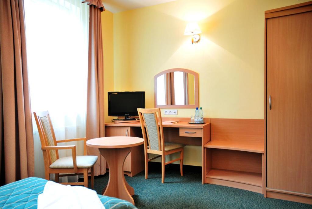 Hotel Wodnik Слок Стая снимка
