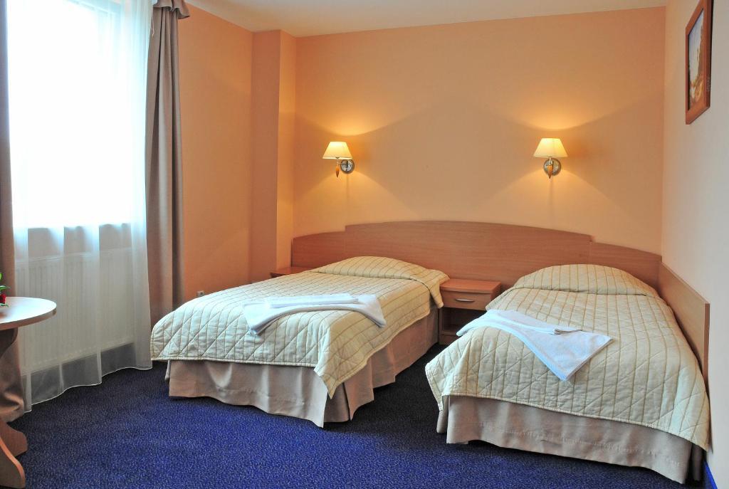Hotel Wodnik Слок Екстериор снимка